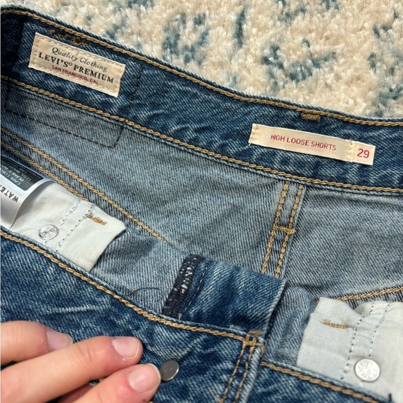 Levi High rise loose fit shorts - Picture 7 of 7